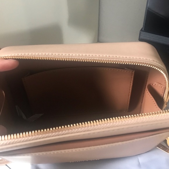 Charles & Keith Crossbody - Picture 8 of 9